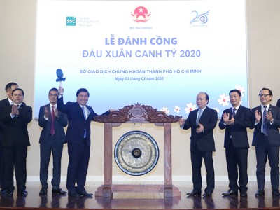 Năm 2020, trình Chính phủ thành lập Sở GDCK Việt Nam và triển khai các biện pháp nâng hạng thị trường