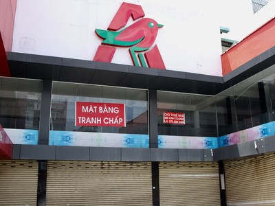 Rút khỏi Việt Nam, Auchan vướng vụ kiện hàng trăm tỷ đồng liên quan hợp đồng thuê mặt bằng