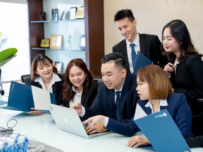 Đến lượt Chứng khoán Bản Việt (VCI) lên tiếng về thông tin sai lệch liên quan đến giao dịch cổ phiếu EIB