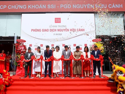 Chứng khoán SSI khai trương phòng giao dịch Nguyễn Hữu Cảnh