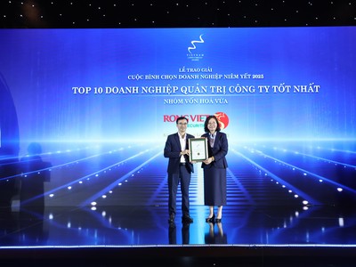Chứng khoán Rồng Việt nhận cú đúp giải thưởng tại Cuộc bình chọn Doanh nghiệp niêm yết 2025 