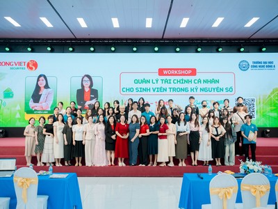 32 đội thi và sinh viên tranh tài đầu tư thực tế tại cuộc thi RongViet Invest 2026 