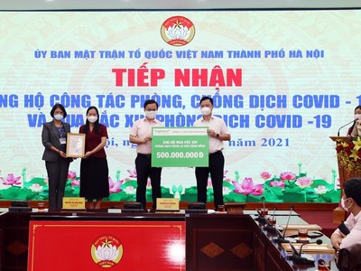 Traphaco tặng 500 triệu đồng hỗ trợ mua vaccine phòng Covid-19