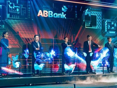 Chủ tịch HĐQT ABBank (ABB) Vũ Văn Tiền: Khi sự tử tế là lợi thế cạnh tranh