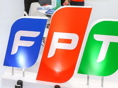 FPT thanh toán cổ tức còn lại năm 2020 bằng tiền và cổ phiếu, tỷ lệ 25%