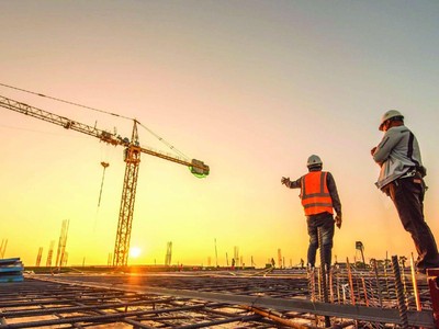 Cổ phiếu xây dựng sôi sục theo đầu tư công