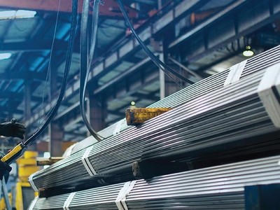 Cổ phiếu thép được nung nóng