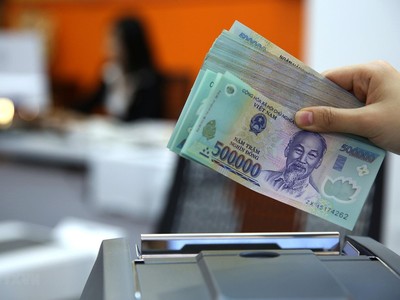 Ngân hàng Nhà nước tăng lãi suất điều hành thêm 1% nói lên điều gì?