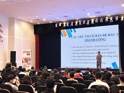 Hội thảo “Đầu tư chứng khoán và cân bằng những rủi ro” thu hút hơn 300 nhà đầu tư tham dự