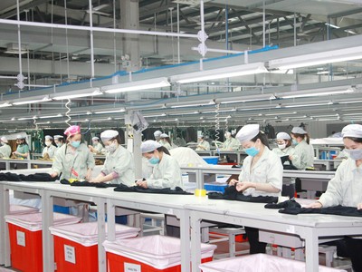 Chỉ số sản xuất công nghiệp quý III/2025 tăng 2 con số trong