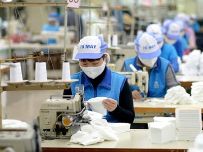 Những nhóm ngành chịu ảnh hưởng và dễ bị tổn thương nhất với chính sách thuế của Mỹ là đồ điện tử, thiết bị máy móc, dệt may, giày dép và đồ gỗ.