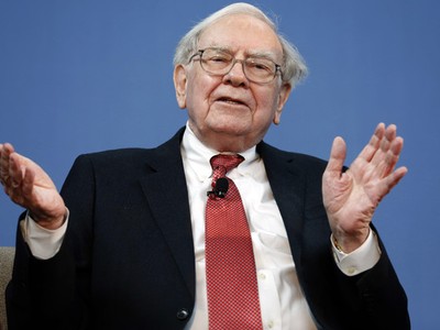 Berkshire của Buffett bị nhà chức trách đưa vào “tầm ngắm”