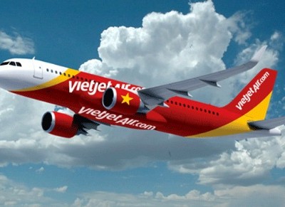 Tín dụng hàng không châu Á “cất cánh” cùng “khách VIP” VietJetAir