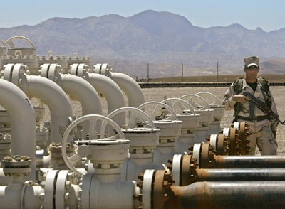 Thế giới cần dầu từ Iraq, nhưng cần hơn từ Mỹ