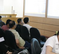 Áp lực chuyển sàn của nhà đầu tư nhỏ