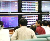 Cổ phiếu niêm yết “nhìn” OTC