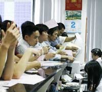 Cơ hội “lướt sóng” đang mở ra đối với nhà đầu tư ngắn hạn. Ảnh: Đức Thanh.