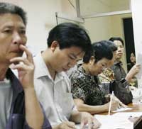 Đa nghi như dân chứng khoán