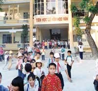 Cần có lời giải cho bài toán xã hội hoá giáo dục, y tế và ổn định an sinh xã hội.