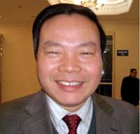Ông Phùng Quốc Hiển.