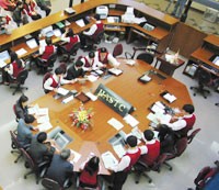 Trái phiếu doanh nghiệp được coi là một "cứu cánh" huy động vốn trong lúc TTCK gặp khó khăn.