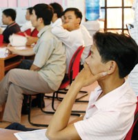 Những chuyển động trên TTCK luôn có yếu tố bất ngờ không tuân theo ý muốn chủ quan của một ai.