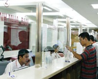 Cả giới phân tích và nhiều nhà đầu tư hoàn toàn bị lúng túng, bất ngờ trước việc ngã nhào của thị trường trong suốt tuần qua.