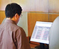 Mong muốn sớm có một khung pháp lý đủ chế tài điều chỉnh hoạt động giao dịch điện tử.