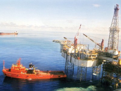 4 “đại gia” ngành dầu khí trên sàn niêm yết