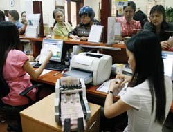 thực trạng gần đây cho thấy, ngành ngân hàng Việt Nam đang có tình trạng thắt cổ chai (Ảnh minh họa)