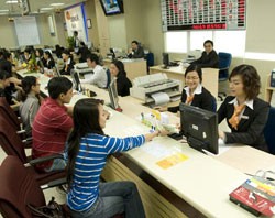 Sự cạnh tranh tại các ngân hàng ngày càng gay gắt hơn bao giờ hết
