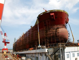 Tập đoàn Công nghiệp tàu thủy Việt Nam (Vinashin) đang trong cuộc “đại phẫu”