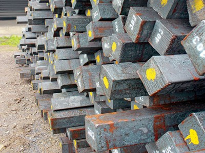 Nguyên liệu thép giảm giá mạnh: Khóc nhiều, cười ít 