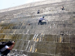 Kiến nghị thuê tư vấn nước ngoài kiểm tra động đất Sông Tranh 