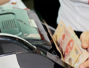 Giảm lãi suất, chứng khoán có khởi sắc?