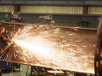 Tham nhũng “ăn” vào chi phí của DN