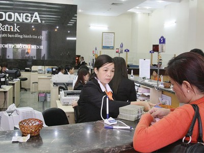 Ngân hàng phòng thủ chỉ tiêu lợi nhuận