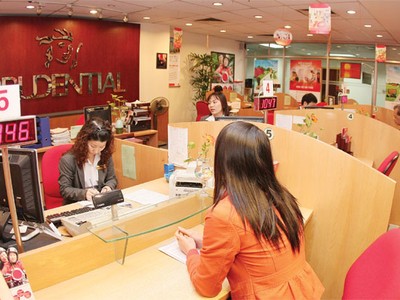 Bảo hiểm nhân thọ đi tìm “địa lợi”