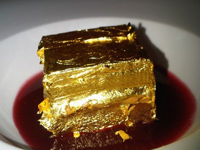 Đại gia ăn vàng "cho nó sung"