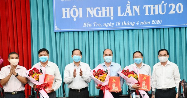 Công bố quyết định của Ban Bí thư Trung ương Đảng về công tác cán bộ tỉnh Bến Tre