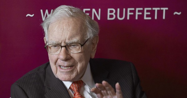 Các trader kiếm “lãi khủng” trong 1 ngày sau lời nhận xét của Warren Buffett về ngành hàng...