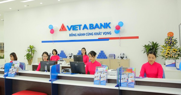 ĐHCĐ VietABank: Lợi nhuận trước thuế năm 2020 dự kiến đạt 405 tỷ đồng.