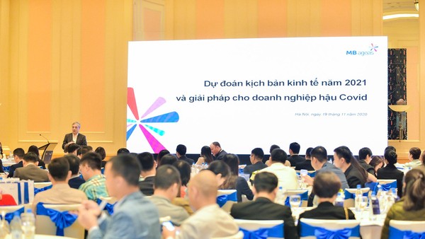 Hội thảo Dự đoán kịch bản kinh tế 2021 và giải pháp cho doanh nghiệp hậu Covid.