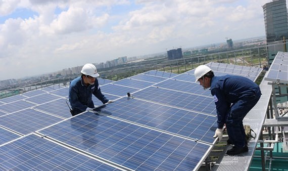 5 dự án điện mặt trời nổi được đề nghị bổ sung vào quy hoạch điện có vốn đầu tư tổng cộng trên 40.000 tỷ đồng.