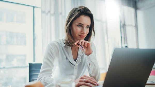 Giao dịch chứng khoán khối ngoại tuần 10-14/11: Hai cổ phiếu ngân hàng bị bán ròng hơn 1.500 tỷ đồng