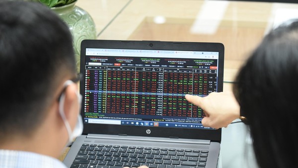 Diễn biến cổ phiếu cần quan tâm tuần qua 