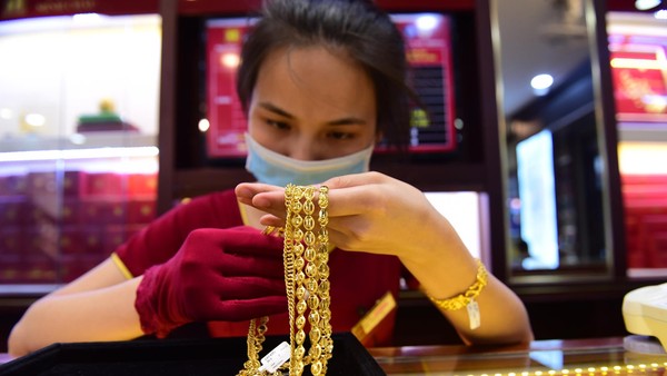 Giá vàng hôm nay ngày 7/7: Vàng trong nước đồng loạt giảm