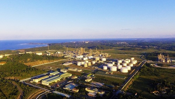 UBND tỉnh Quảng Ngãi quyết định cho Công ty cổ phần Lọc hoá dầu Bình Sơn thuê gần 38 ha để thực hiện Dự án nâng cấp, mở rộng Nhà máy Lọc dầu Dung Quất. 