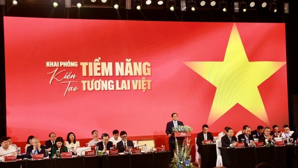 Thủ tướng Chính phủ và những câu hỏi gửi gắm trách nhiệm với doanh nhân trẻ 