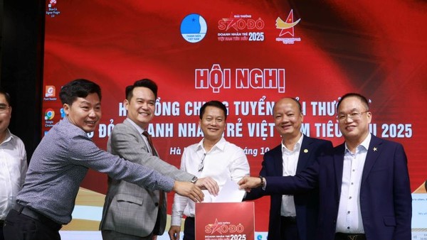Chốt Top 100 Giải thưởng Sao Đỏ - Doanh nhân trẻ Việt Nam tiêu biểu 2025